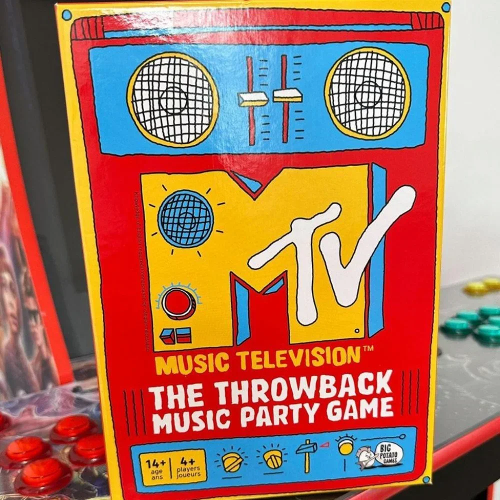 MTV THE THROWBACK MUSIC PARTY GAME -‎ UNOPENED*